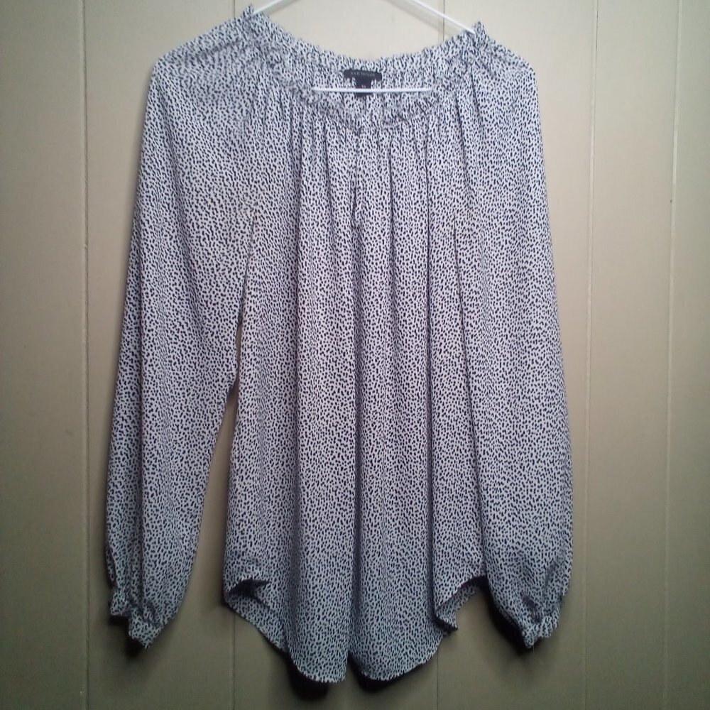 Ann Taylor Blouse XS Long Sleeve Black White